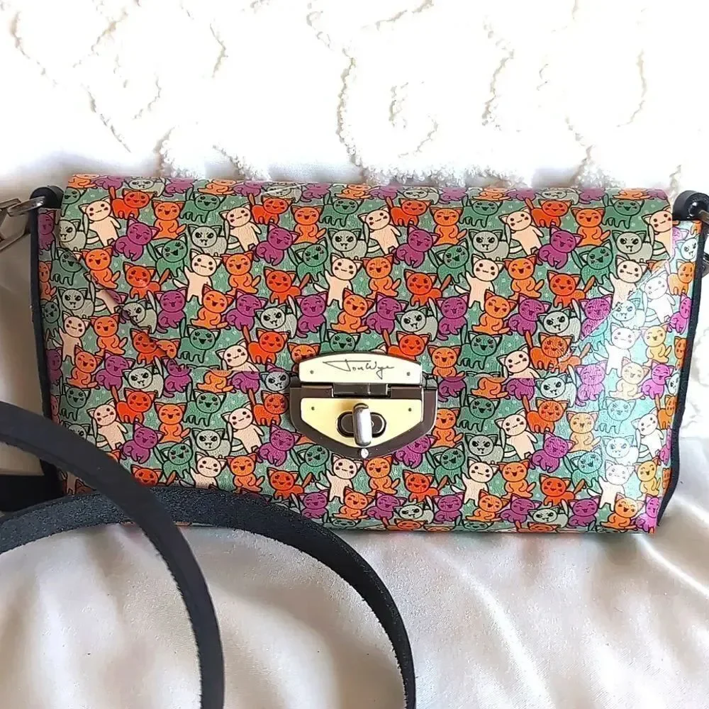 Jon Wye Vampire Cats Small Clutch/Crossbody 😺